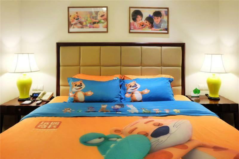 Ramada Plaza Optics Valley Hotel Wuhan Exterior foto